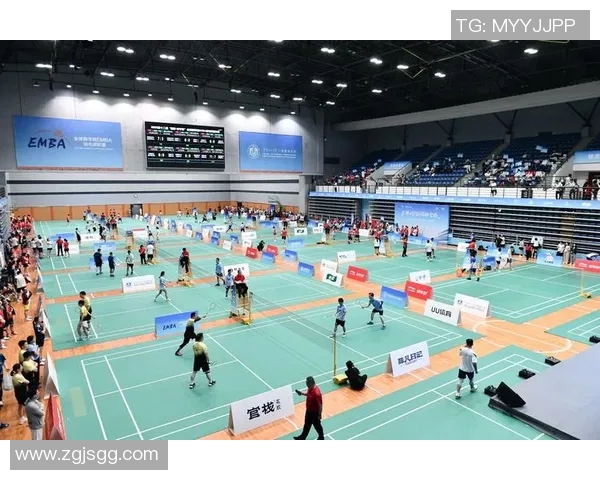 广州羽毛球队领跑最新羽毛球配合TOP10榜单展现实力与团队默契