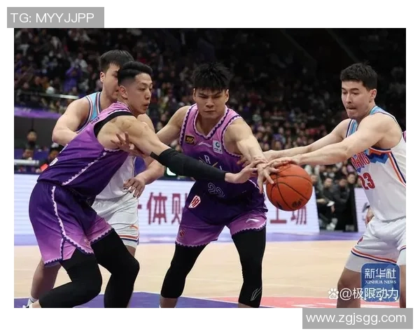 新疆与山东的激烈对决2月26日篮球赛精彩回顾与分析