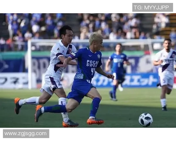 爱媛队与长崎成功丸的激烈对决展现足球魅力与团队精神