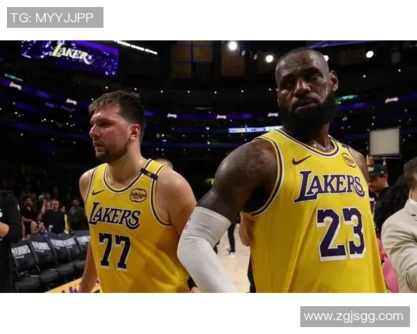 马刺与湖人激战正酣直播盛况尽在眼前不容错过