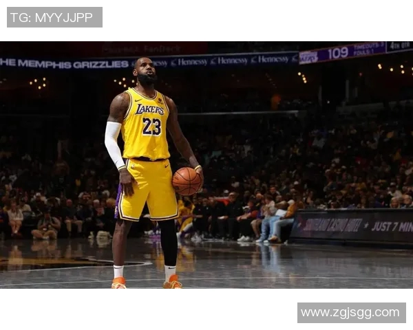 詹姆斯14号与15号球衣的传奇对比与篮球生涯的深度解析