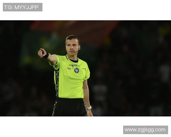 德国与意大利足球对决主裁判的执法风格与影响分析