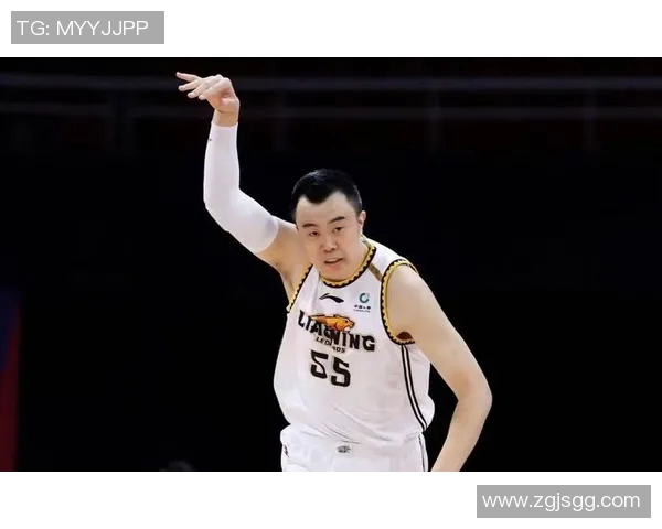 韩德君：从篮球新星到中国男篮的中流砥柱，见证荣耀与挑战的传奇之路