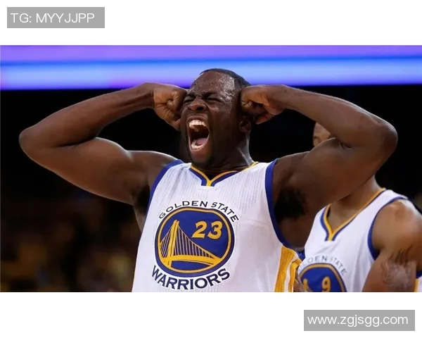 德雷蒙德格林的篮球智慧与领导力如何塑造勇士队的辉煌成就 德雷蒙德格林的篮球智慧与领导力如何塑造勇士队的辉煌成就